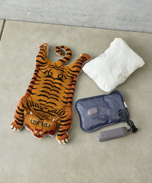 新品 充電式 湯たんぽ クッション YL タイガー 虎 アウトドア インテリア af6fcb54a49fc31b3f7e65ea210948
