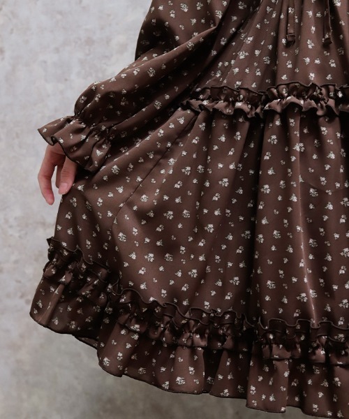 axes femme POETIQUE ワンピース ギャザーフリル長袖ワンピース