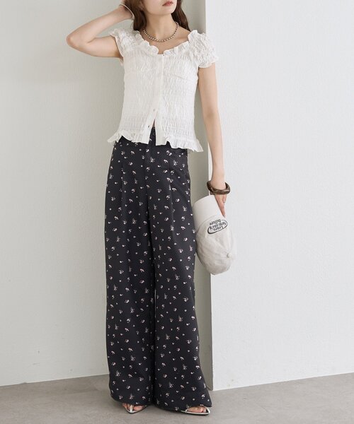 ワイドパンツ パンツ 「小花柄/2サイズ展開」フラワータックパンツ レディースの画像