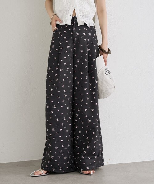 ワイドパンツ パンツ 「小花柄/2サイズ展開」フラワータックパンツ レディースの画像