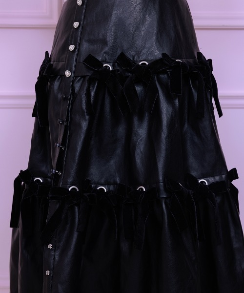 AVENCHUMU スカート Leather line tiered skirt – AVENCHUMU （アバンチュウム）
