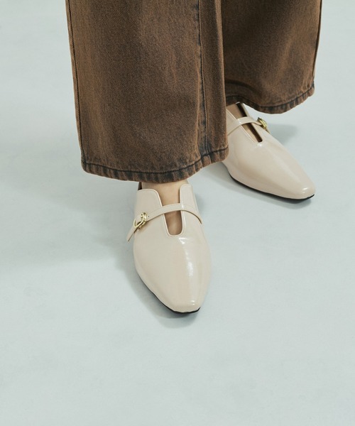 LE CERCLE par rope' パンプス エナメルストラップパンプス
