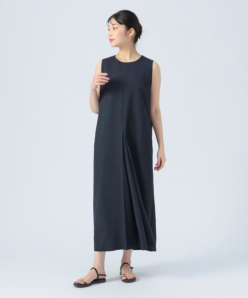 BEAMS HEARTノースリーブドレス BEAMS HEART（ビームス ハート）ジレ × ノースリーブワンピース