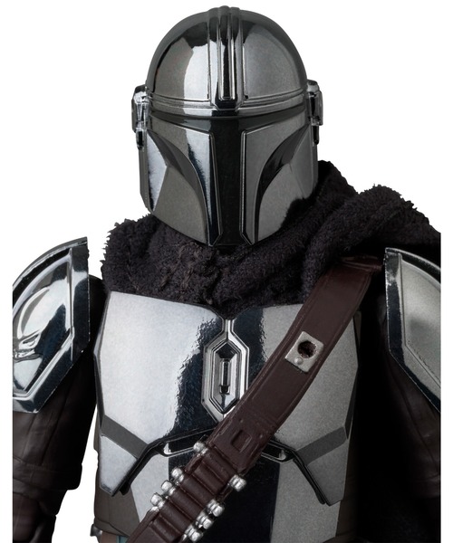フィギュア MAFEX THE MANDALORIAN CHROME Ver.の画像