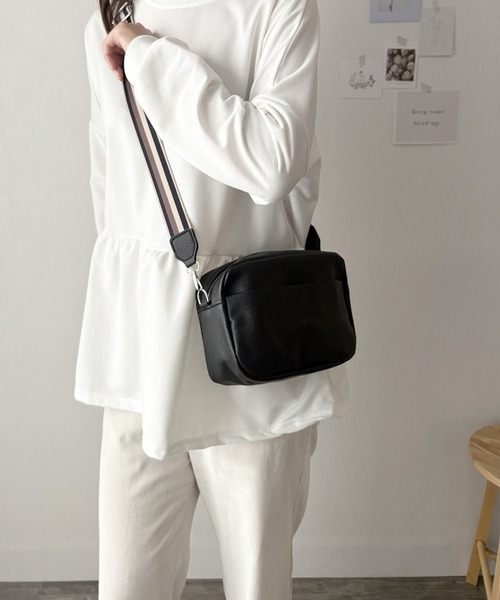 Dewlily ショルダーバッグ バッグ 収納力ちょっとしたおでかけにも