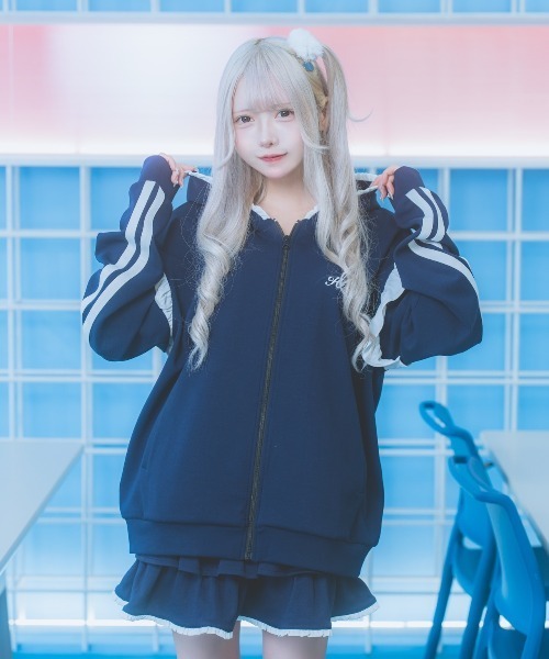 天使界隈フリルジャージ(フード付) ハーフパンツセット　ザ・シルエット 天使界隈 フリルセーラー衿 ジャージセットアップ – 個性的な