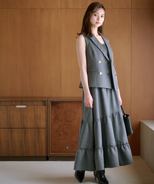 【あい】キャミワンピ ワンピース　SNIDEL ライトグレー SNIDEL（スナイデル）の「キャミワンピース（ワンピース）」 - WEAR