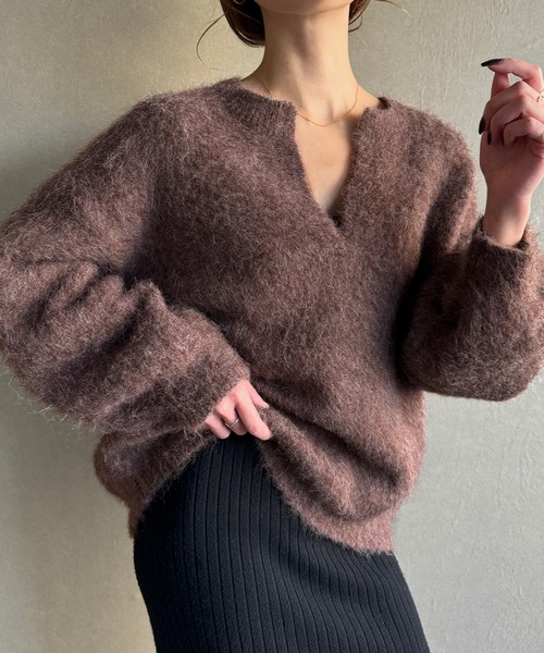 「JUNOAH」 Vネックニット MEDIUM モカ レディース