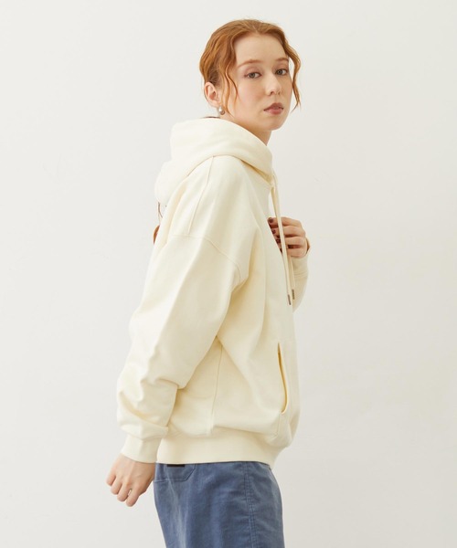新品　今期　ミルクフェド　ジップ　パーカー　ベージュ 楽天市場】【SALE／20%OFF】COLLEGE PATCH ZIP UP HOODIE MILKFED