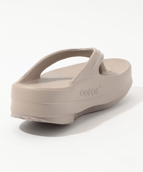「OOFOS」 ビーチサンダル 23 ブラック レディース_画像5