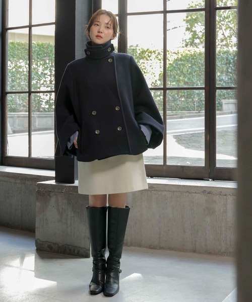 Noela ケープ付きロングコート Noela ケープ付きロングコート ノエラ ケープコート ファースリット