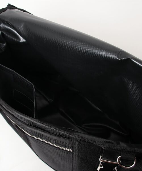 「LORINZA」 メッセンジャーバッグ X-SMALL ブラック メンズ_画像4