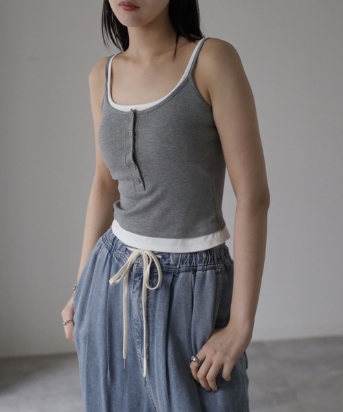 YENNA カップ付き キャミソール レイヤード風ヘンリーキャミ
