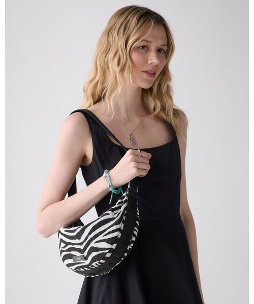 【kate spade】ショルダーバッグ☆美品 kate spade NEW YORK（ケイト・スペード ニューヨーク） ショルダー