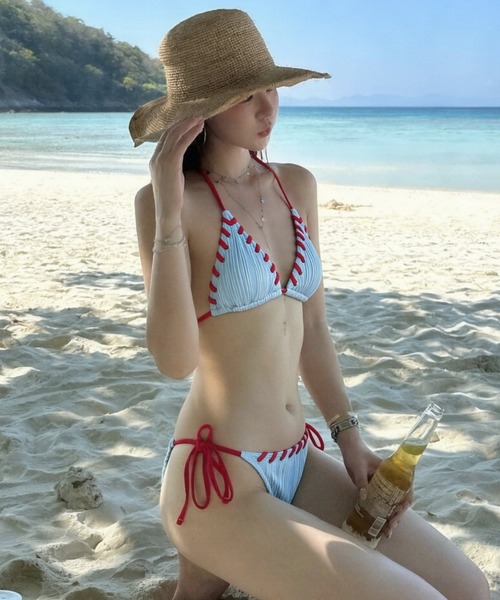 gossip!ロサンゼルス 水着 「Y2Kガーリー」 バイカラー編み上げビキニ