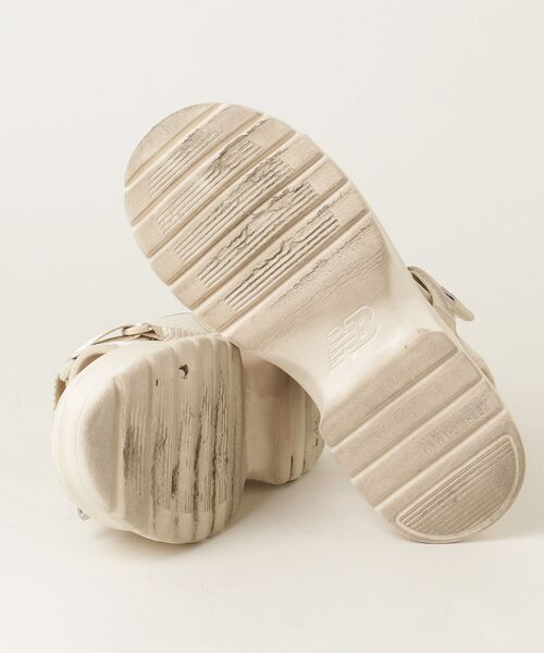 New Balance（ニューバランス） フラットサンダル 24.0cm ベージュ