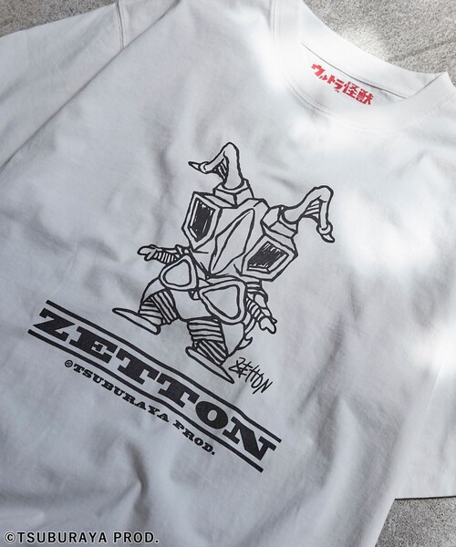 カフネ　プリントTシャツ　白　新品・未使用品　mal.レレレさん配信 カワイサトミ / コラボTシャツ】ANGRYプリント(カットソー・T