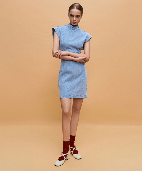 CHARLES ＆ KEITH（チャールズ&キース） パンプス パテント クロス