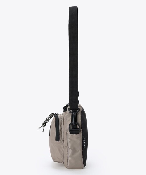 ジョジョの奇妙な冒険 × コロンビア コラボ バックパック 美品 希少