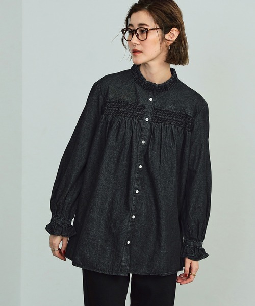 美品 サムシング 長袖スモッキングデニムブラウス フリルデニムシャツ M～L相当 SOMETHING - 美品 サムシング 長袖スモッキングデニムブラウス フリル