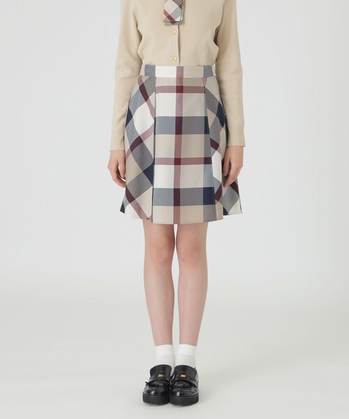 BLUE LABEL CRESTBRIDGE（ブルーレーベルクレストブリッジ） スカート