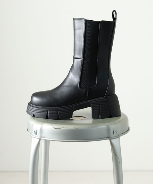 【レア】ヴィヴィアン  ブーツ 【美品】 VIVIAN（ヴィヴィアン） ブーツ 厚底トラックソールサイドゴアミドル