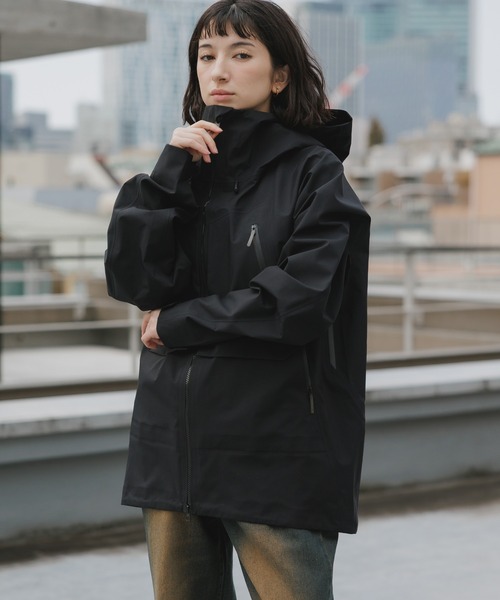 DESCENTE ALLTERRAIN（デサント オルテライン） マウンテンパーカー