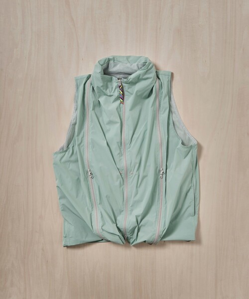 ベスト ジレ 「is-ness/イズネス」Technical Ventilation Vest メンズの画像