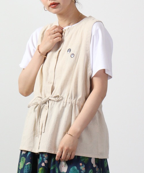 【新品】Emago デニム中綿入り刺繍ベスト Emago（イマゴ） ベスト ジレ フレーム刺繍綿麻ベスト レディース