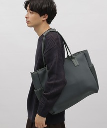 BOY LONDON★即発送★l装飾&合成皮革トートバッグ LAKOLE トートバッグ ネオプレーン×フェイクレザーコンビトート
