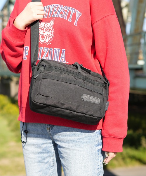 ブラック ショルダーバッグ MOTO ブラック ショルダーバッグ Amazon