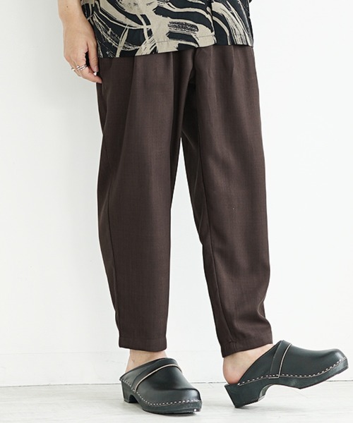 新品未使用 eleventy 32 スラックス SAND チノパン　麻 S＆SONS (エスアンドサンズ) ストレッチ 無地 ツータック