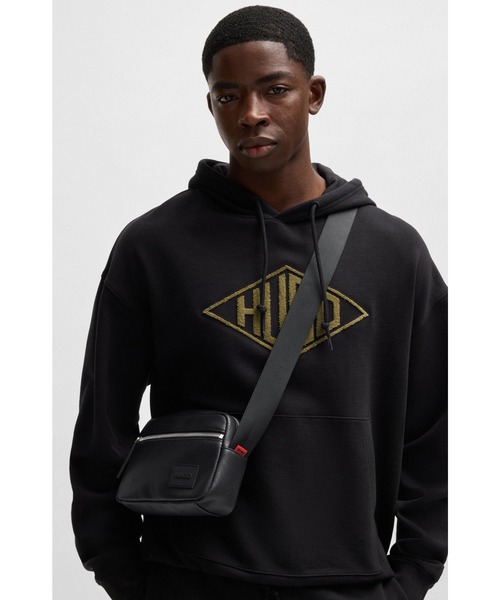 機能性抜群☆【Hugo Boss】フェイクレザー クロスボディバッグ HUGO ウエストポーチ クロスボディバッグ パンチング フェイク