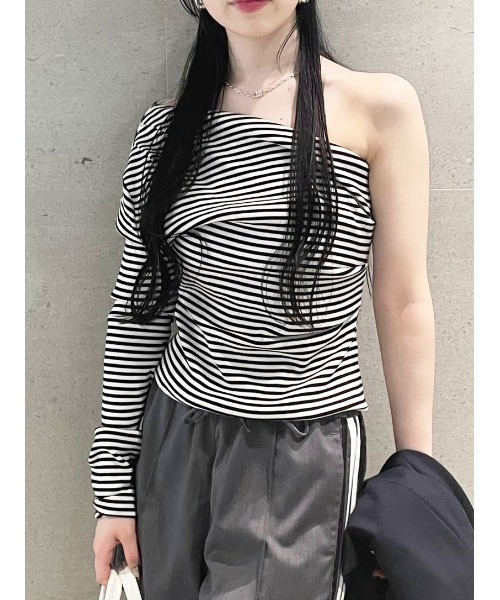 LILY BROWN ニット セーター ワンショルダーデコルテニット