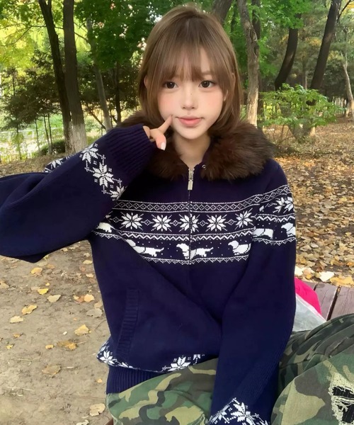 ViViDAY カーディガン ノルディック柄エコファーフード付きニット