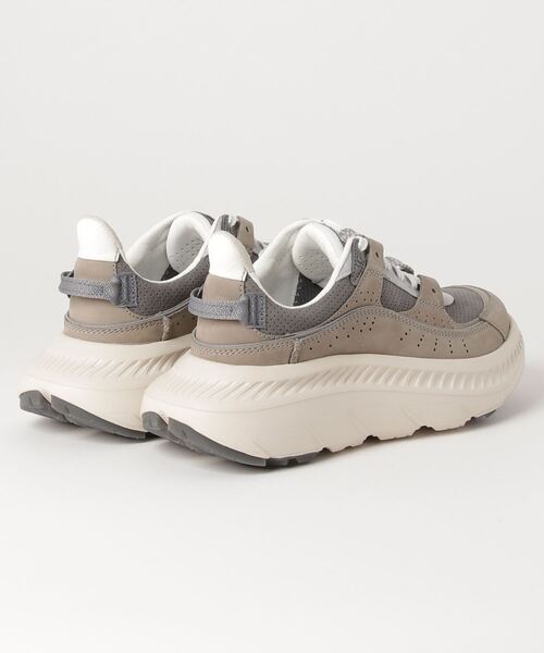 週末お値下げ‼️【新品】UGG australia ローカットスニーカー UGG Australia（アグオーストラリア） 「UGG」 ローカットスニーカー