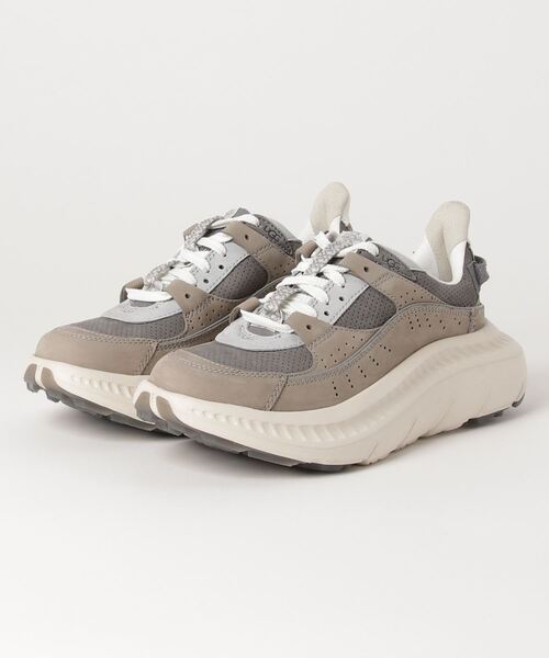 UGG Australia（アグオーストラリア） 「UGG」 ローカットスニーカー