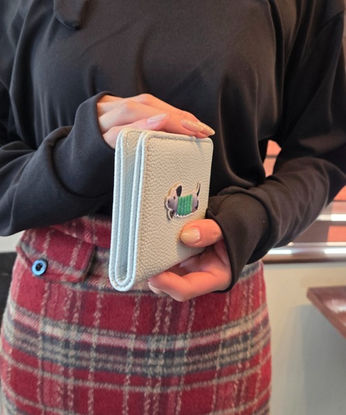 Loco Ocean（ロコオーシャン） 二つ折り財布 財布 「犬刺繍」わんこ