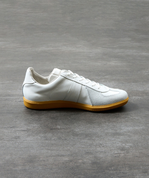 GERMAN TRAINER（ジャーマントレーナー） スニーカー GERMAN ARMY