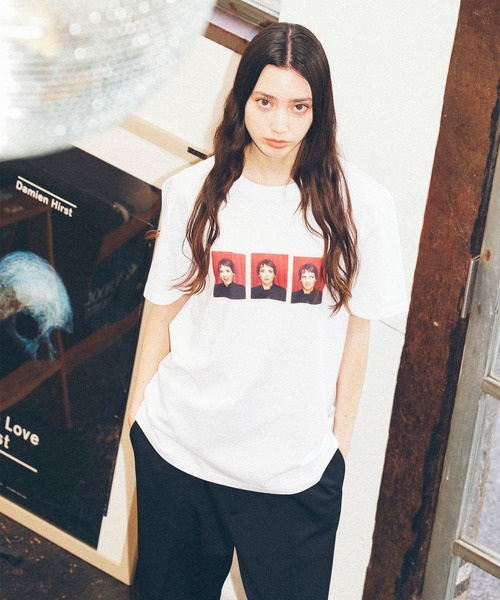 アイデア IDEA WINONA PHOTOBOOTH T-SHIRT Winona-Photobooth-T-Shirt-in-