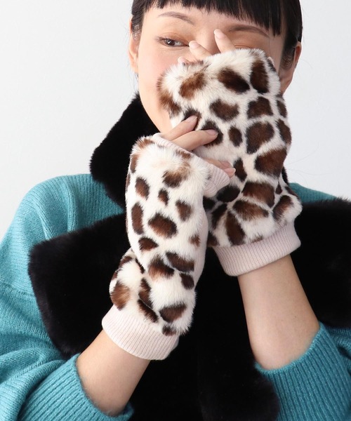 Three Four Time（スリーフォータイム） 手袋 ヒョウ柄指無しグローブ