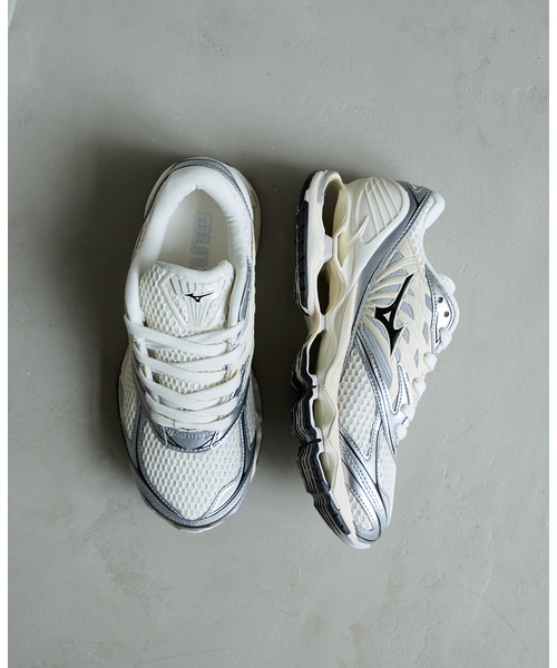 ☆試着のみ IENA購入 MIZUNO ミズノ Wave Prophecy ☆試着のみ IENA購入 MIZUNO ミズノ Wave Prophecy