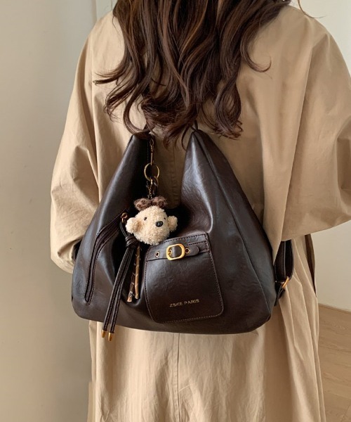 embryo y2k バッグ FREE STYLISTS ショルダーバッグ バッグ Y2K チャーム付き大容量バッグ
