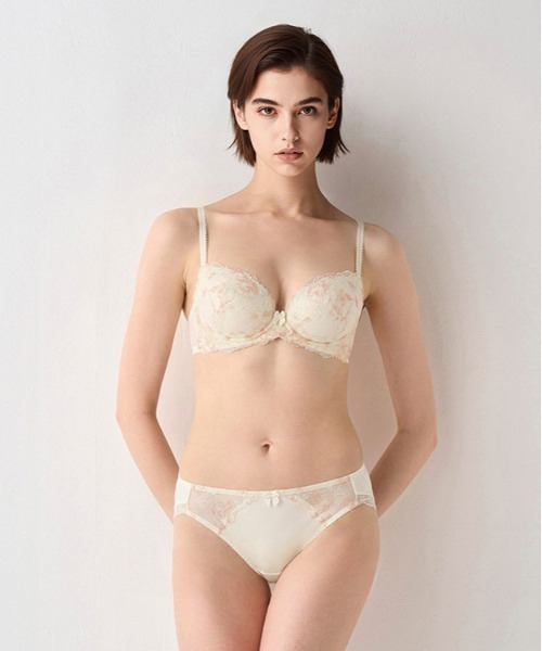 【新品未使用】総額21,808円 トリンプ ブラジャー ショーツ Triumph（トリンプ） ブラジャー ショーツセット : ZOZOTOWN Yahoo!店