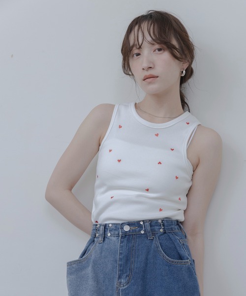 Eimee Law（エイミーロウ） タンクトップ ノースリーブ ハート刺繍