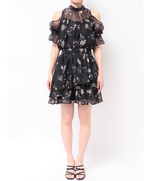美品　マーキュリーデュオ花柄 フリル ホルターネック ワンピース MERCURYDUO（マーキュリーデュオ） ワンピース 花柄オープンショルダー