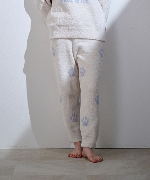 PAUL & JOE 猫柄ルームウェアセット ポール ＆ ジョー24年クリスマス、“愛猫”のもこもこルームウェア＆花柄