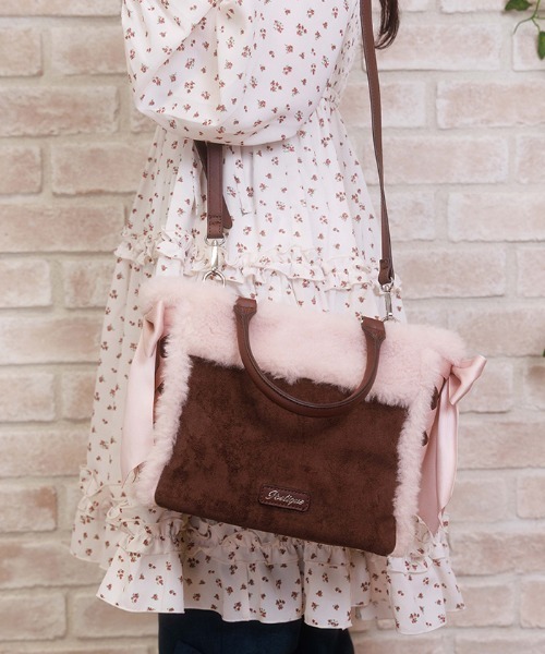 axes femme POETIQUE ショルダーバッグ バッグ レースアップムートン