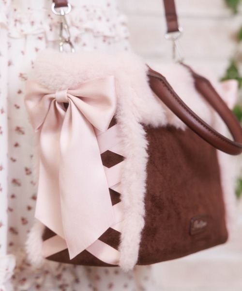 axes femme POETIQUE ショルダーバッグ バッグ レースアップムートン