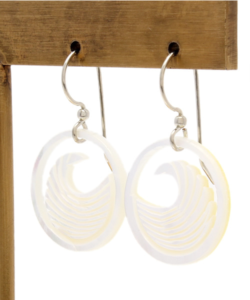 Kahiko（カヒコ） ピアス 「Kahiko」LEIGHTON LAM パールカービング